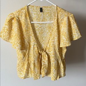Tie front flowy tee shirt